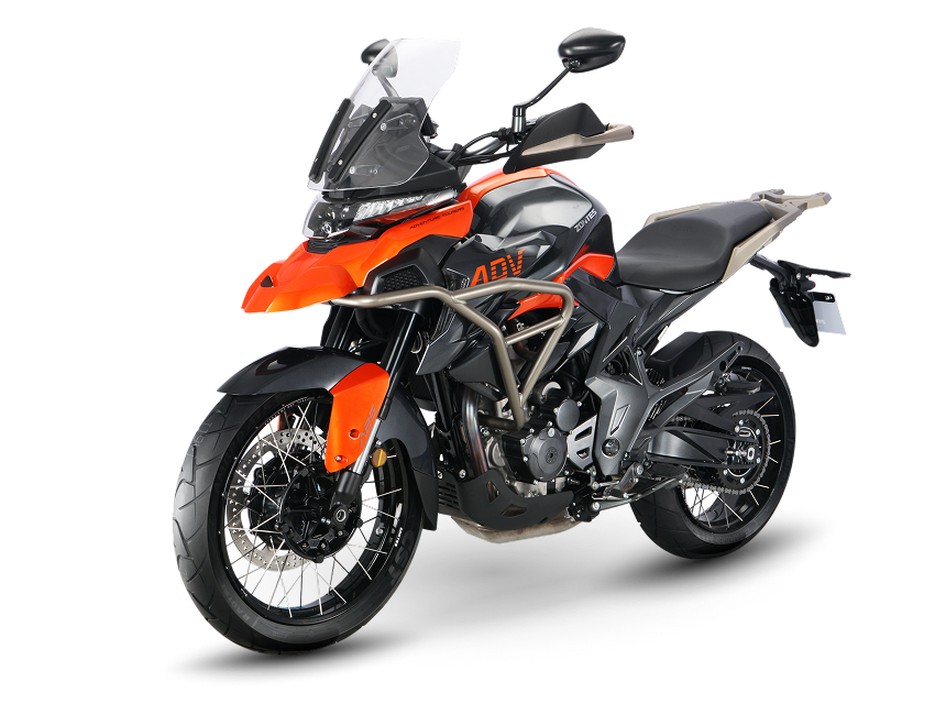 Zontes Moto San Isidro - Zontes 350T frontal izquierda Zontes Motos San Isidro - Zontes 350T vista tres cuartos frontal izquierda