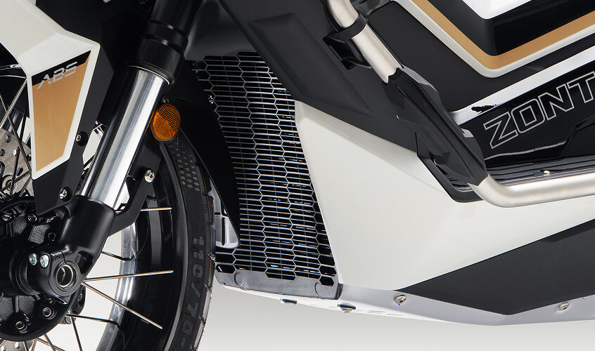 Zontes Moto San Isidro - Detalle frontal 368G Adventure Zontes Motos San Isidro - Detalle frontal Zontes 368G Adventure con sistema ABS