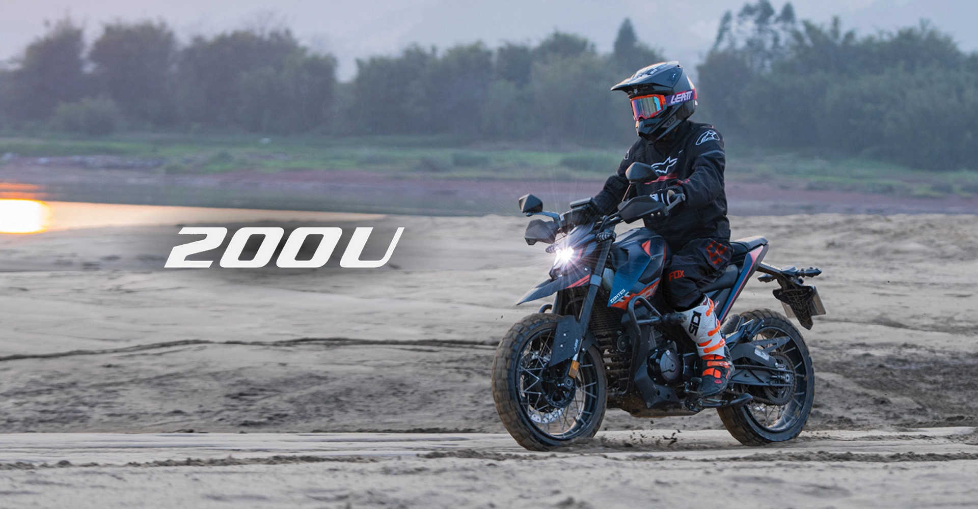 Zontes Motos San Isidro - Zontes 200U en uso off-road