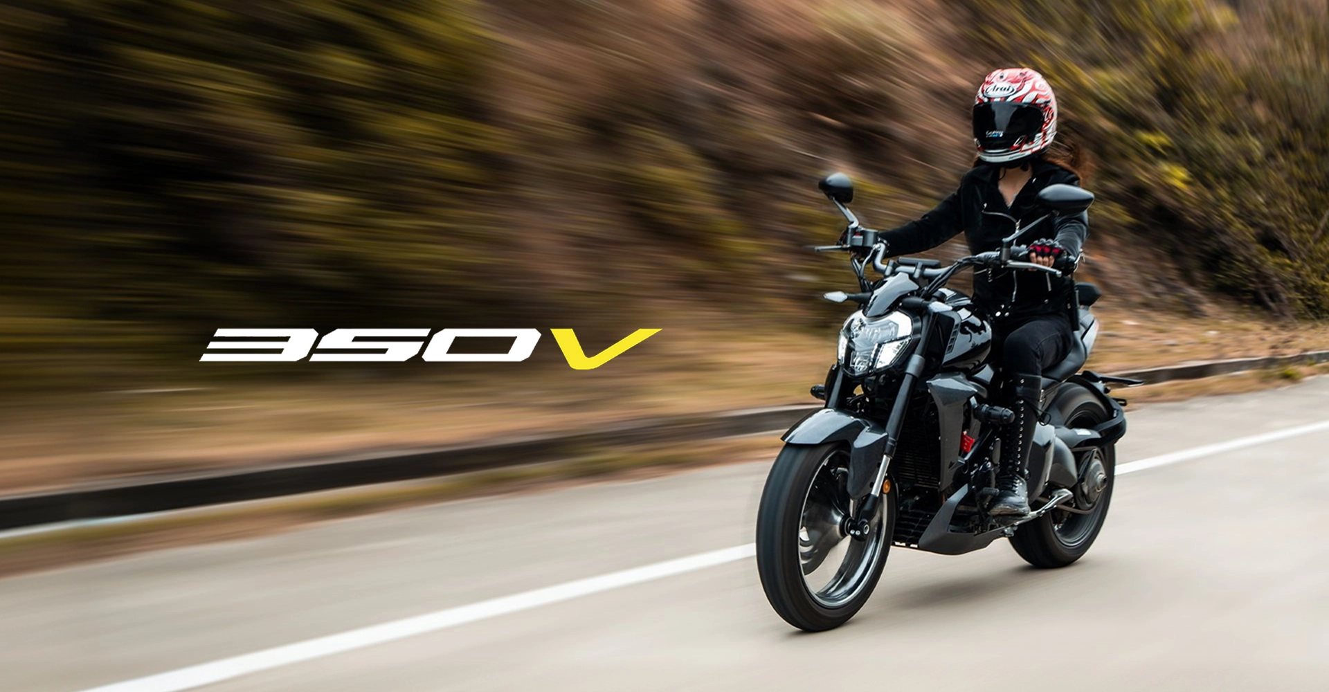 Zontes Moto San Isidro - Zontes 350V en ruta Zontes Motos San Isidro - Zontes 350V cruiser en conducción