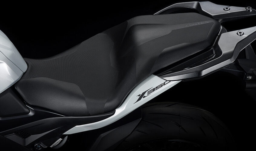 Zontes Moto San Isidro - Asiento de la 350X Zontes Motos San Isidro - Asiento Zontes 350X