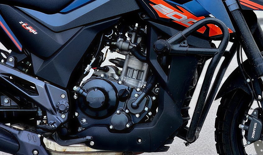 Zontes Motos San Isidro - motor monocilíndrico Zontes 200G