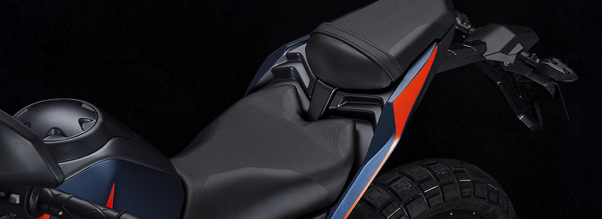 Zontes Motos San Isidro - asiento y diseño trasero estilo scrambler Zontes 200G