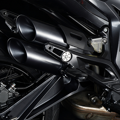 Zontes Moto San Isidro - Escape de la 350T Zontes Motos San Isidro - Sistema de escape Zontes 350T
